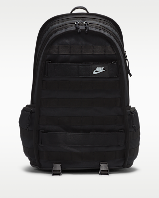 美品　NIKE SB RPM バックパック リュックサック ブラック　26L Nike Sportswear RPM Backpack (26L). Nike.com